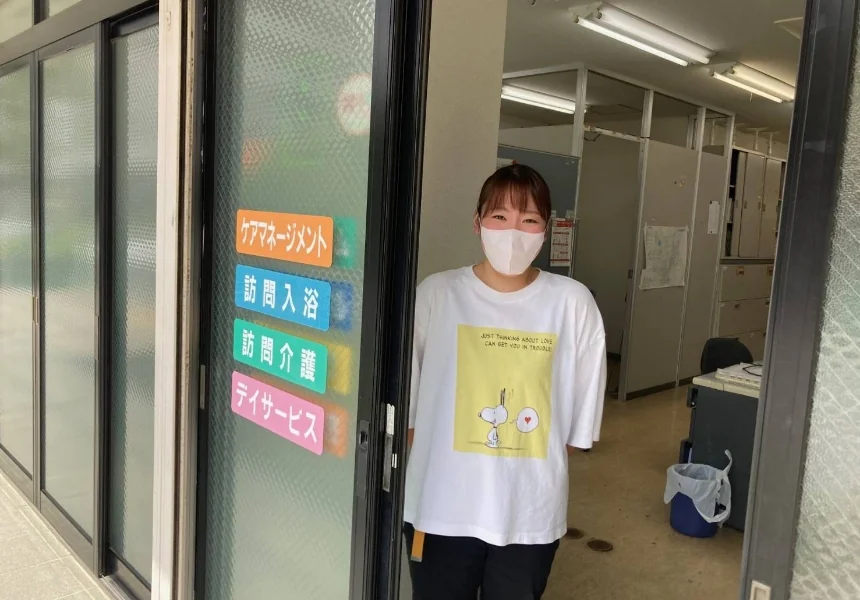足立ケアセンターで訪問介護をしている様子